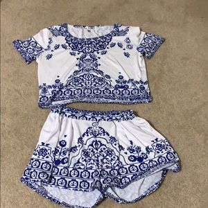 Two piece set.
